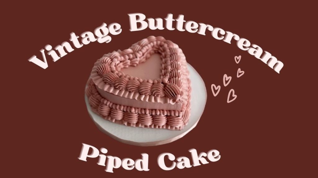 Vintage Heart Piped Cake